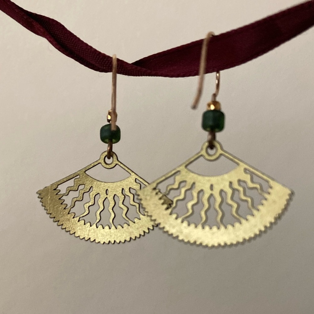 Fan earrings - Picture 4 of 5